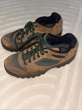 Merrell Men's Brown and Green Trail Sneakers